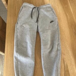Men's Sz XS Nike Tech Jogger Pants Grey